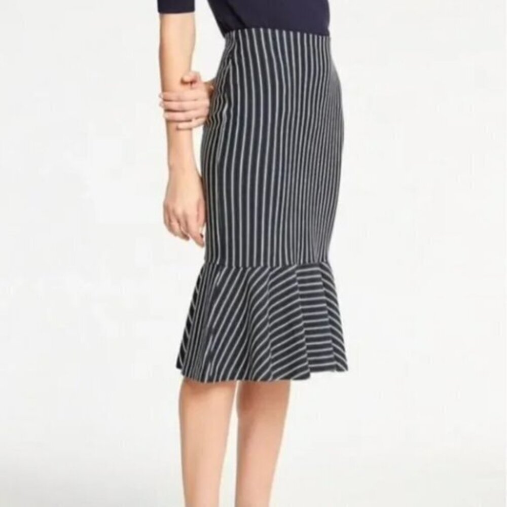 Ann Taylor Trumpet Skirt Navy Green/White Stripes Stretch Knit Women's Small
